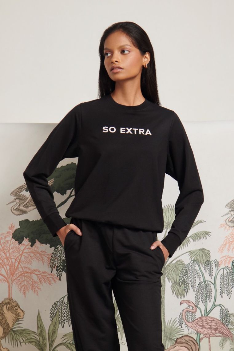 "So Extra Bamboo Terry Sweatshirt model in black, stylish and comfortable."