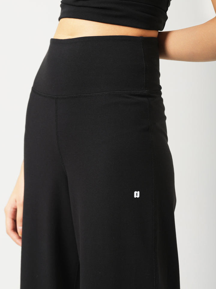 SculptCotton® Black Everyday Straight Pant