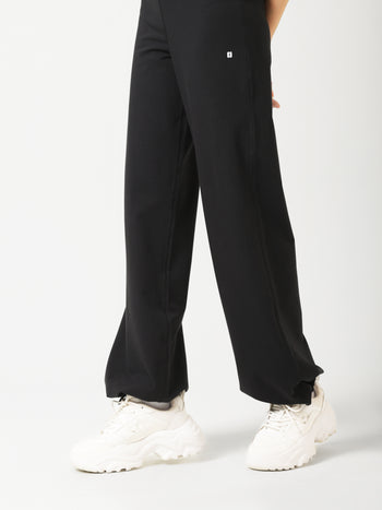 SculptCotton® Black Everyday Straight Pant