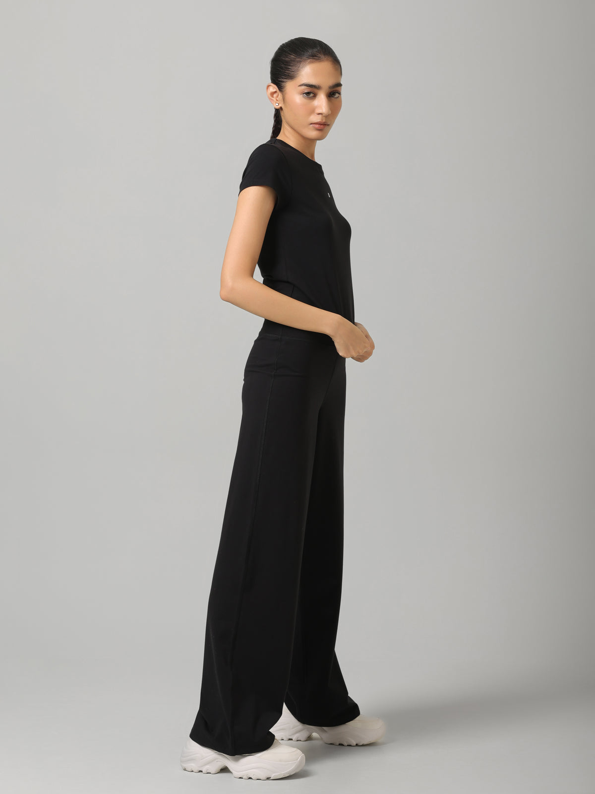 SculptCotton® Black Everyday Straight Set