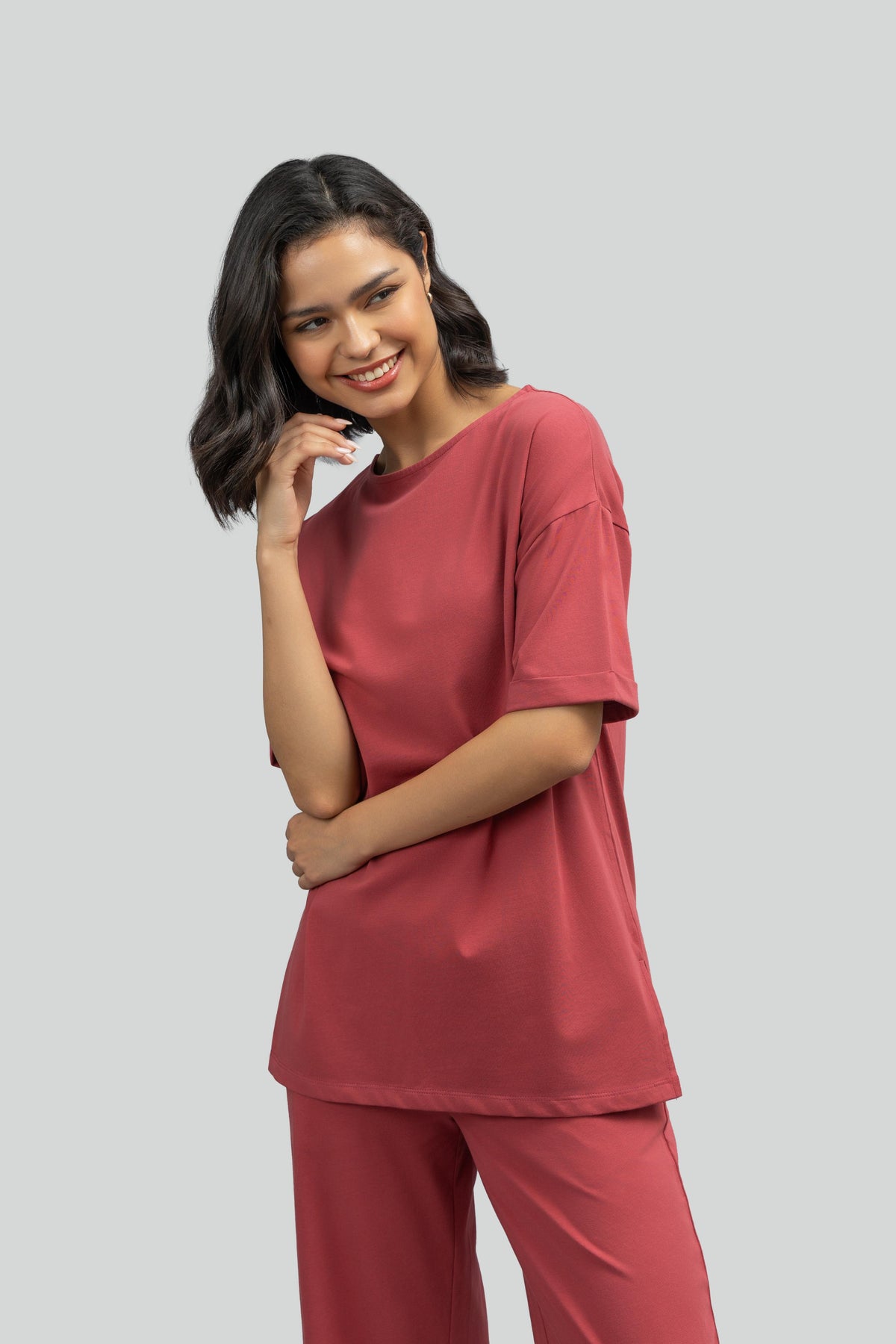 Side-Slit Lounge Ruby Long Top