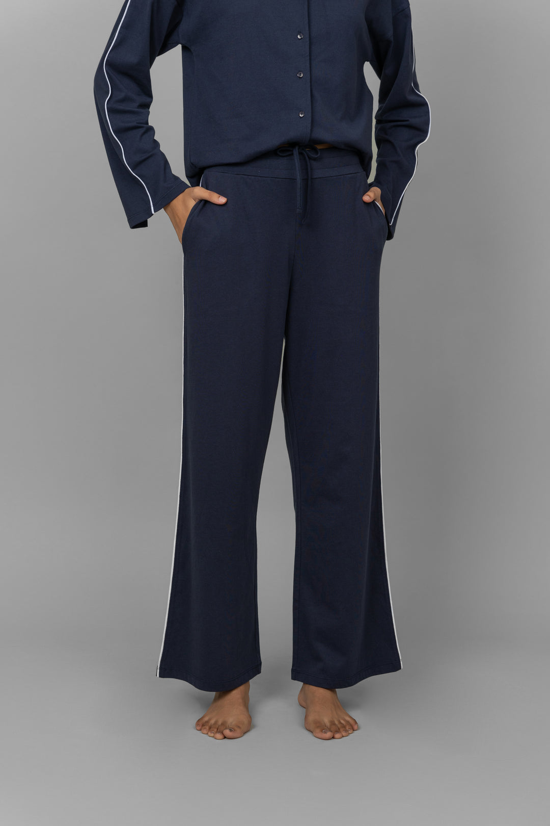 Navy Contrast Piping Pant