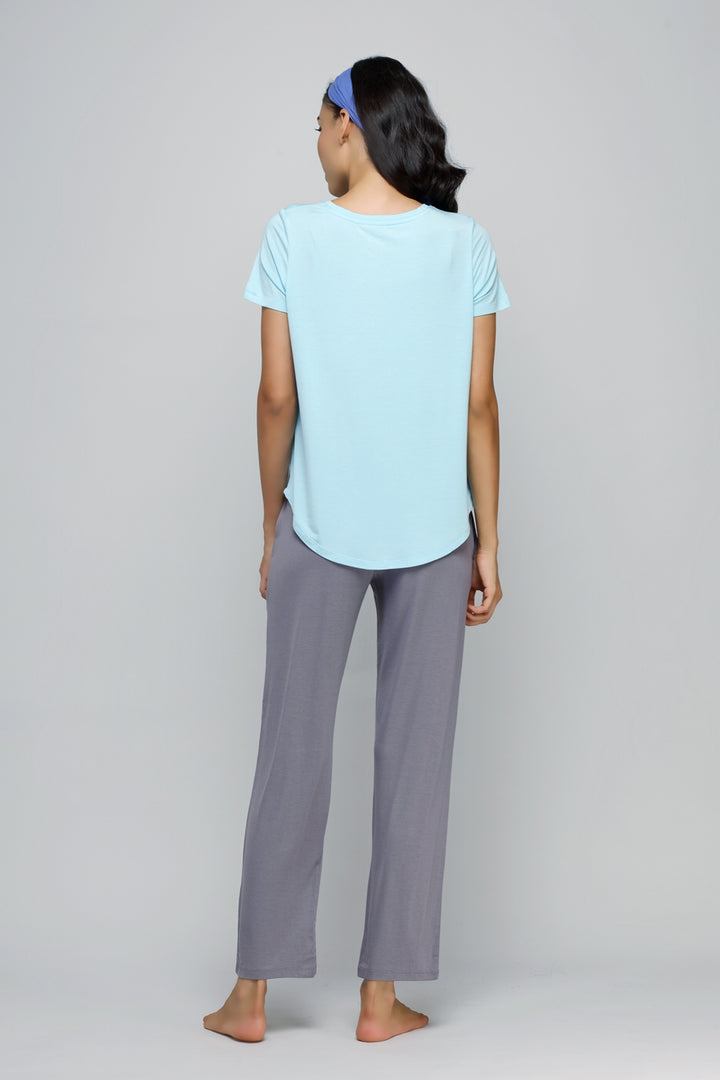 Wanderer Straight Lounge Set, back view of comfortable outfit.