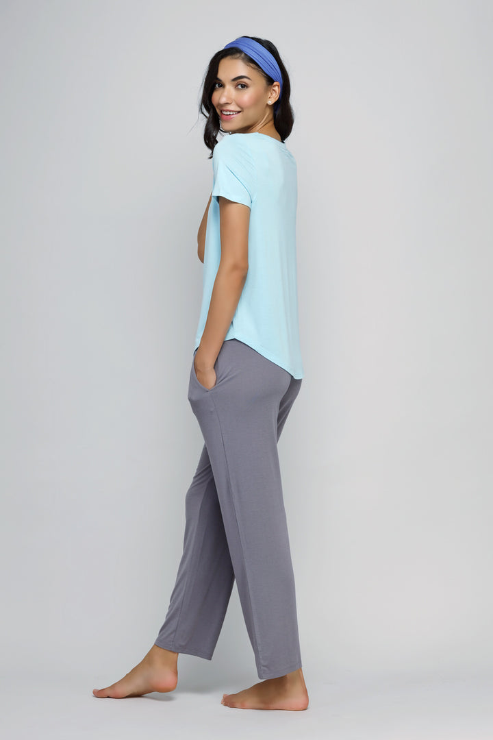 Wanderer Straight Lounge Set featuring a blue top and gray pants.