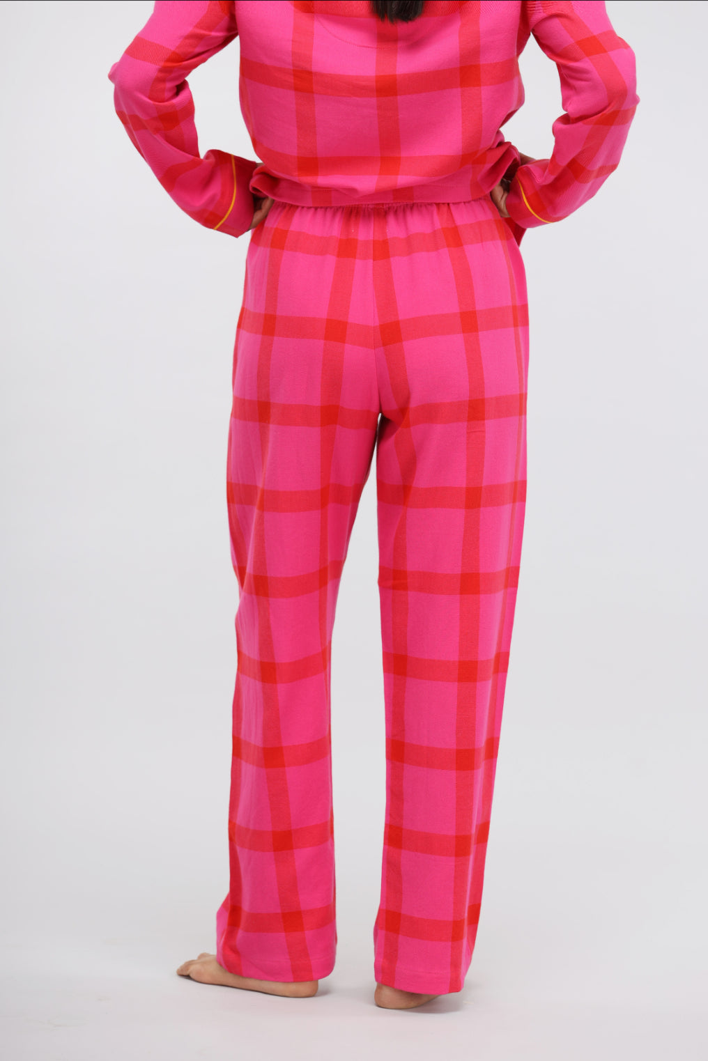 Pink soft cotton plaid pajama set for women, comfortable and stylish.