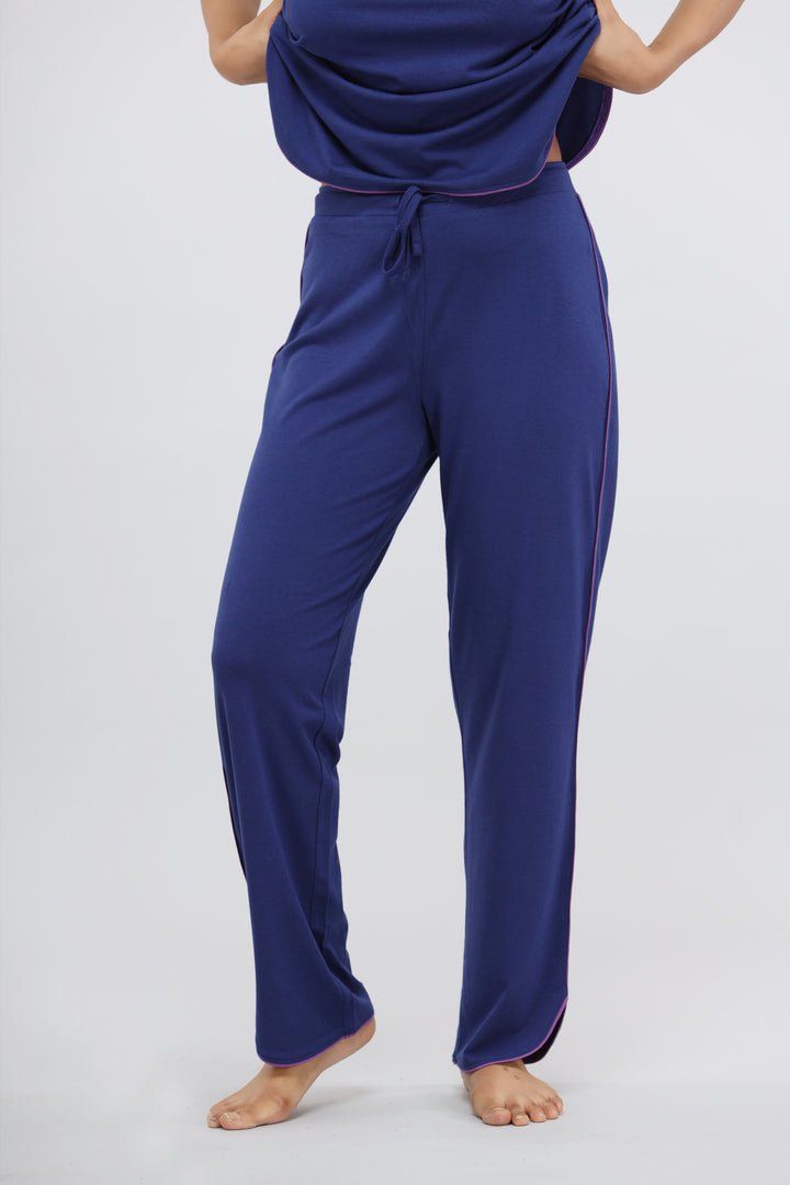 Functional blue Supima® piping lounge pant for comfort and style.